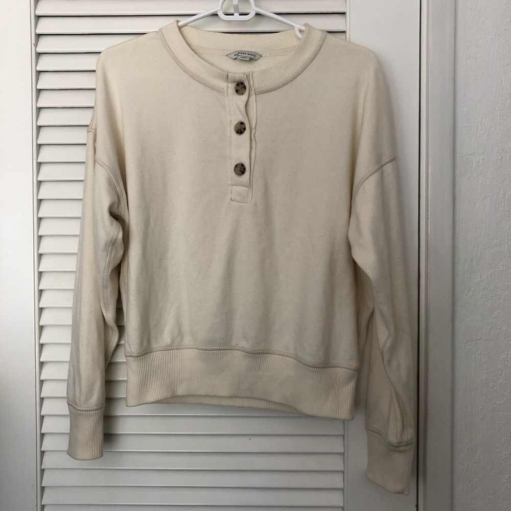 American Eagle cream button up long sleeve